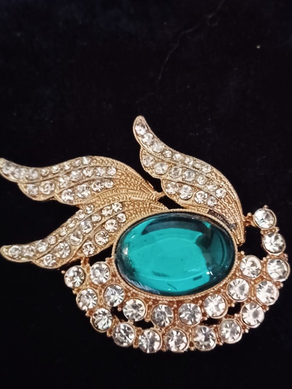 Green & Gold Blingy Brooch